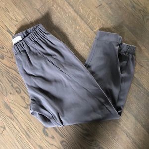 Babaton by Aritzia pant